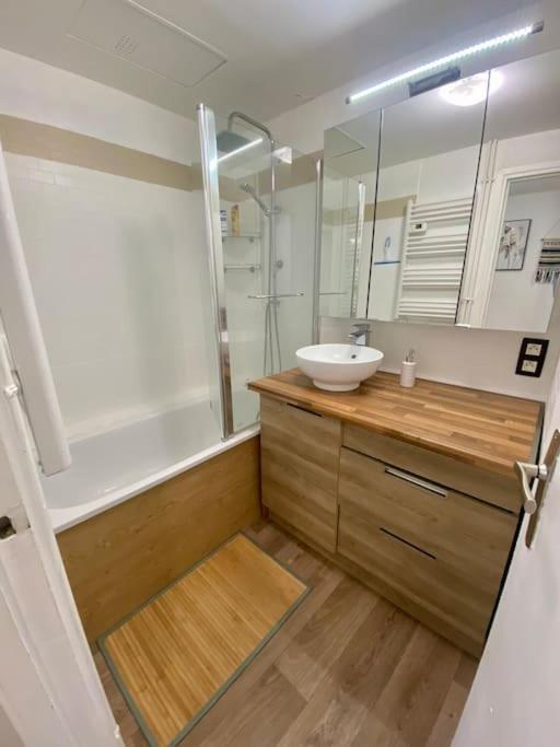 Jeanne D'Arc Apartment รูออง ภายนอก รูปภาพ